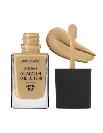 Wet Base Photofocus Matte Fundation Golden Beige 368c