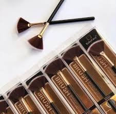 Ruby Face Brocha Abanico